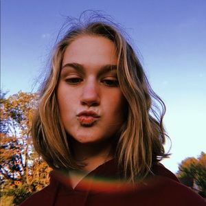 Meet your Posher, Maddie